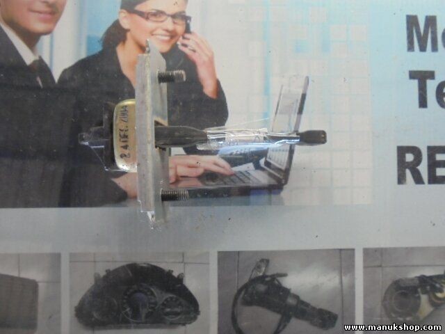 Freno de la puerta trasera derecha Mazda BT-50 Pick-up B22 166 PS 24200A