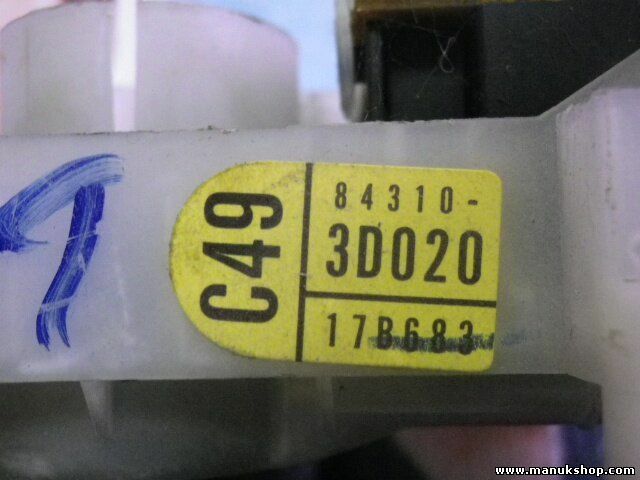 Mando limpia Toyota Land Cruiser J9 J90 84310 3D020 843103D020 C49 17B683