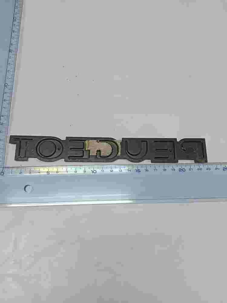 Emblema Peugeot 505 106 205 X 23 cm.