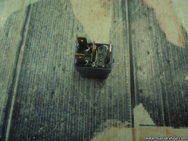 Nissan X-Trail Almera Primera 2523079945 25230 79945 25230-79945 relè