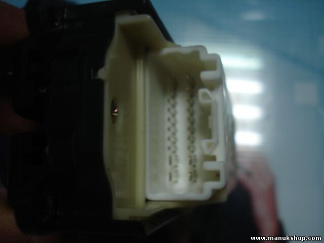 mando botonera elevalunas Toyota Avensis Verso 8404044030 84040-44030 514775