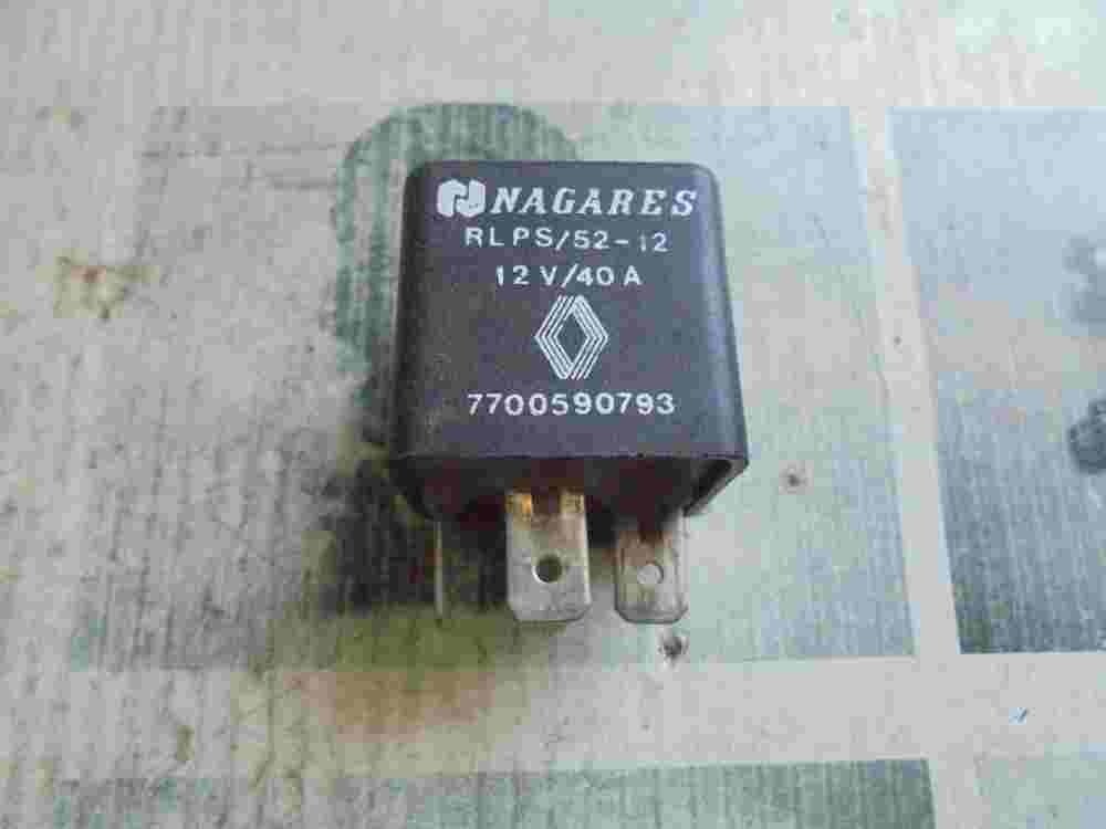 Relé Renault 7700590793 NAGARES RLPS/52-12 12V/40A