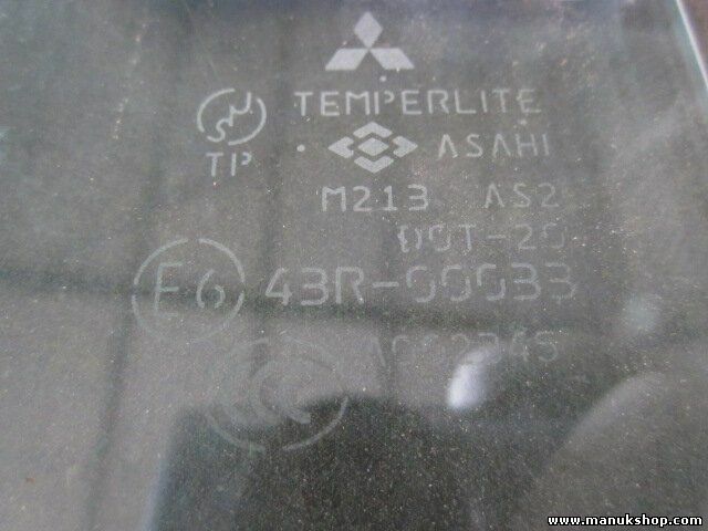 Cristal  trasero derecho Mitsubishi  Pajero Montero DID 43R00033 M213AS2DOT20 