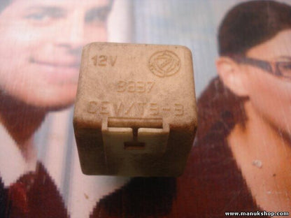 Relé FIAT LANCIA ALFA B837 CEV/T3-3 CEVT33