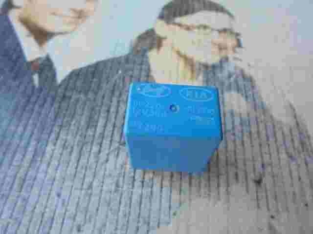 Relé de seguridad Kia Soul Hyundai Elantra 95220FL000 Omron 12V35A 0936D