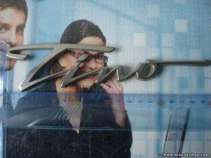 Emblema Nissan Almera Tino 90895BU300