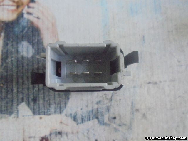 Interruptor Renault Megane II 1999-2002 ESP 2808201 8200079020