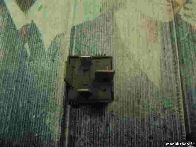 Batería relé de corte Mercedes-Benz W163 ML A0025421519  HELLA 4RA00779302