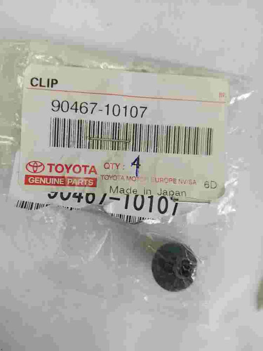 Seal Clip Toyota 4Runner FJ Cruiser Lexus GX470 9046710107 90467-10107