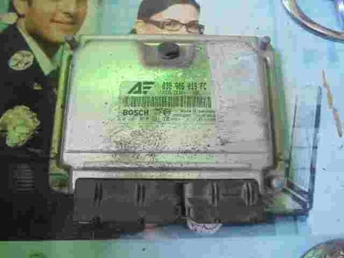 Centralita VW Sharan Seat Alhambra Galaxy 038906019FC 28SA5322 BOSCH 0281010751