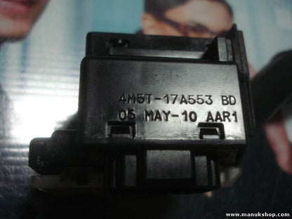 Mando limpia Ford Focus 4M5T17A553BD 4M5T-17A553-BD