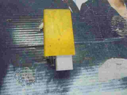 Relè aria condizionata Fiat Punto 188 035501UC B566 Valeo PA66GF30 PA66-GF30