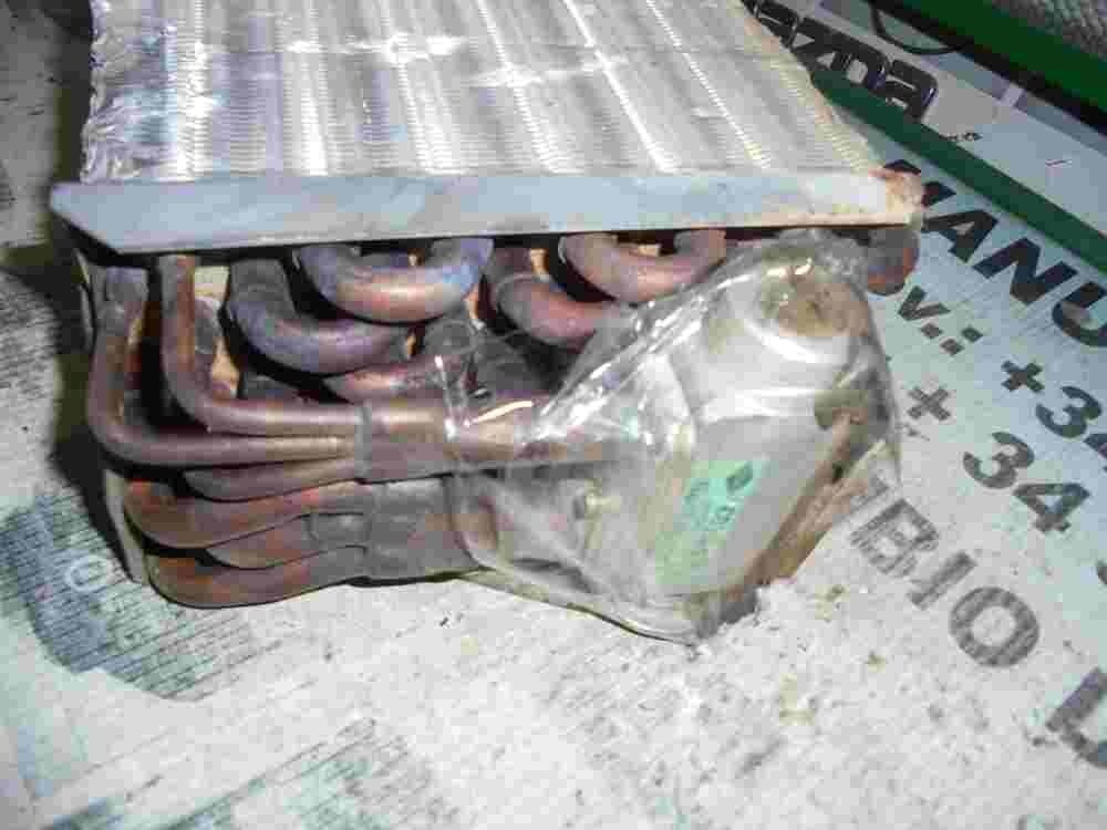 Evaporador de aire acondicionado Land Rover D42737/A 052341 TCDFM 323324 R134a