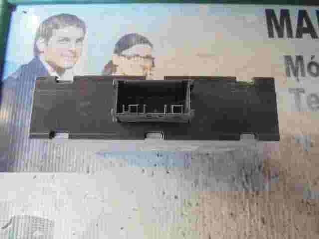 Transmisión controlador BMW E81 X1 6142925320801 DCDC-Wandler 8ES00947921 HELLA