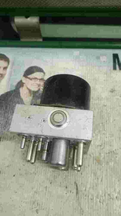 Unidad hidráulica del ABS  Citroen C2 C3 Peugeot 207 9662295880 10039929754