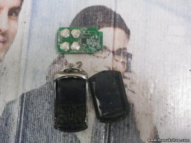 mando control remoto Toyota Yaris KDX68V01 KD-X68 V01 KD X68 V01 KDX68 C6C1