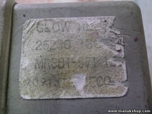 Recocido controlador Glow relé enchufe Nissan MR8B1571 MR8B1-571 2523018G00