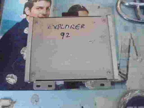 Ford Explorer F27F18T806AA F27F-18T806-AA amplificatore