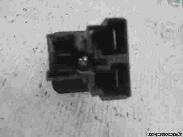 Recocido controlador Glow relé enchufe  Nissan Navara 2523080A0A MR8B1821