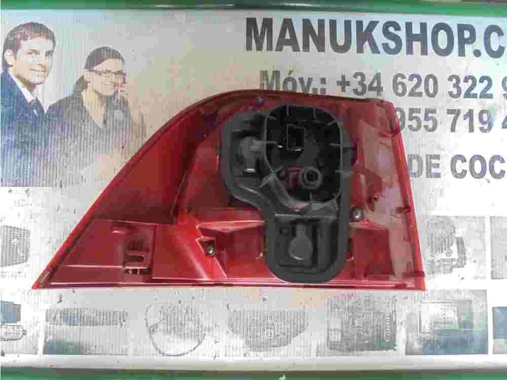 Pilotos trasero derecho VW Touareg 7P VALEO 90009877 R