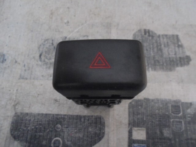 Interruptor de emergencia Nissan King Cab PickUp d22 Niles 06016