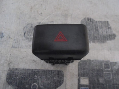 Interruptor de emergencia Nissan King Cab PickUp d22 Niles 06016