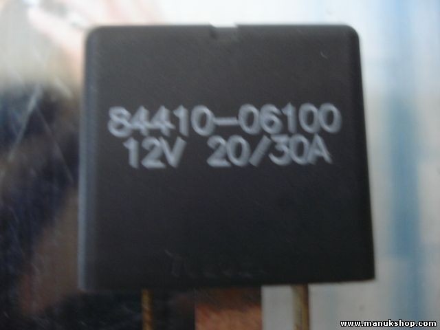 Relé de la bomba de combustible Ssangyong 8441006100 84410 06100 84410-06100