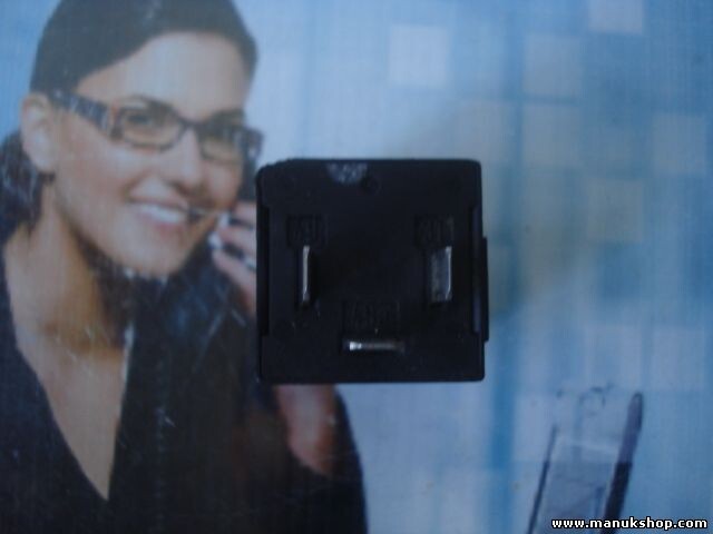 relé cierre centralizado Renault Kangoo Master Movano 7700311966 331121CEPTLPDF