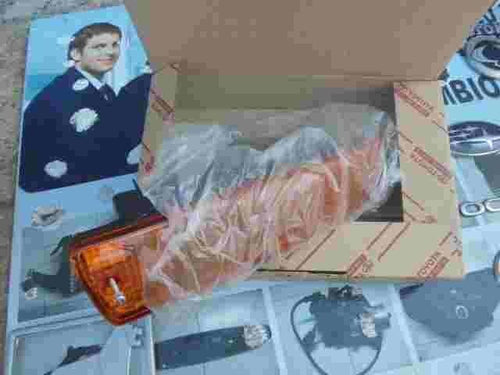 Intermitente delantero derecho Toyota Land Cruiser J80 FJ80 FZJ80 8151060372