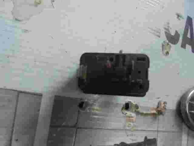 Aire Interruptor Ford Fiesta Express 94FG19A945AA 94FG-19A945-AA 94FG 19A945 AA