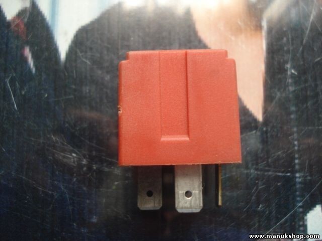 Relé Opel Vectra C Astra Corsa 24438887 24 438 887 GM 819