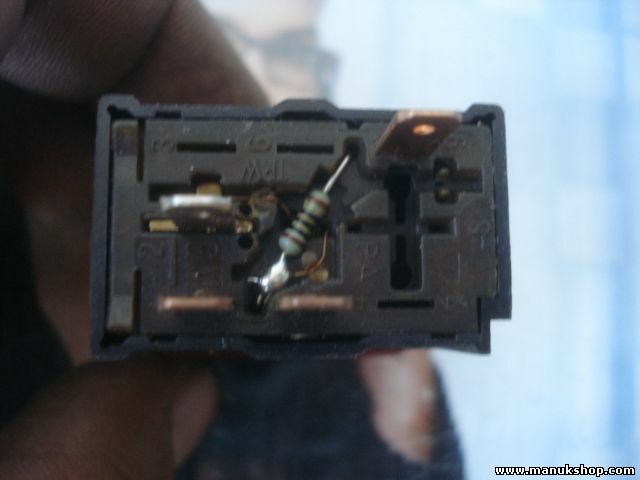 Interruptor de emergencia  Opel Zafira 90589897 90 589 897 09 104 489 2402