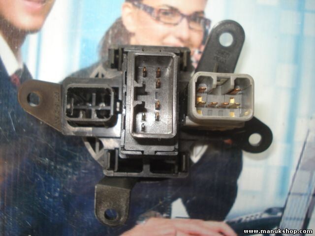 Interruptor Luneta Trasera Desempañador  Hyundai Coupe 9370127610 9371027500