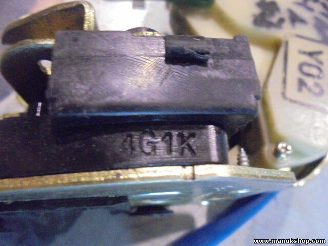 Cerradura puerta trasera derecha KIA Sportage 2.0 CRDi 814201F010 81420-1F010 