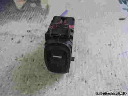 Interruptor Mercedes-Benz 090102