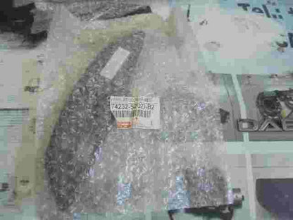 Panel Front Armrest Door / Toyota Yaris LH 7423252020B2 74232-52020-B2