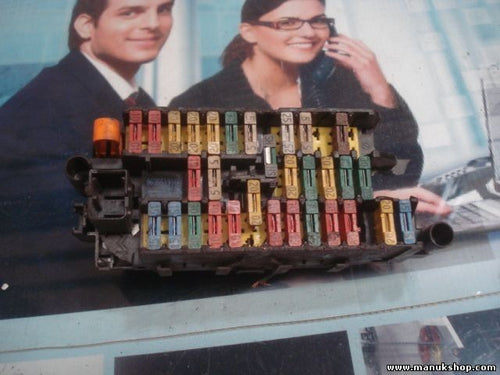 Caja de fusibles Citroen Xsara 9635519180