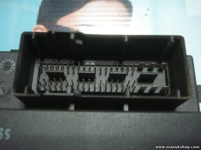 Controlador Confort Saab 9-3 GM12805076 12805076 TEMIC 356967 SC718810500 PD6/04