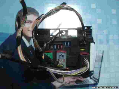 Caja de fusibles de relé Peugeot Citroen 964349888000 BSM-B3 SIEMENS T118470003G