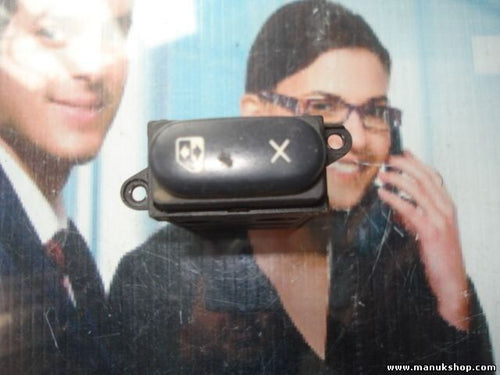 mando botonera elevalunas Renault Megane BJ 1999 7700430215 7700 430215 / 109