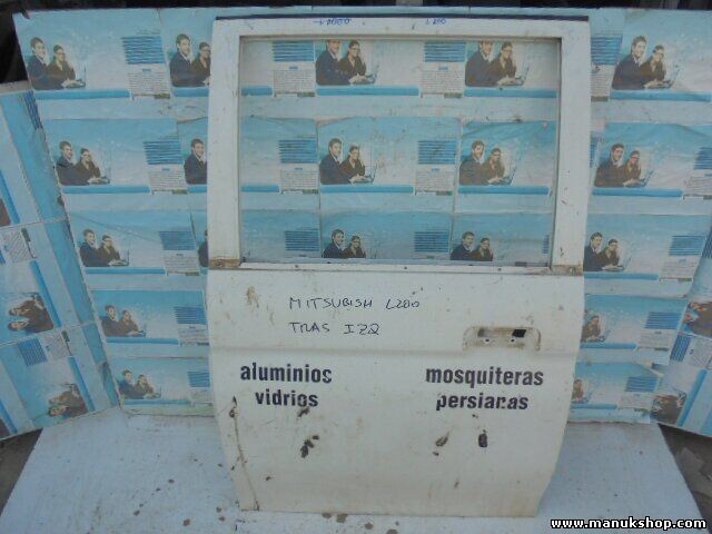 Puerta trasera Izquierda Mitsubishi L200 K74T MR178079