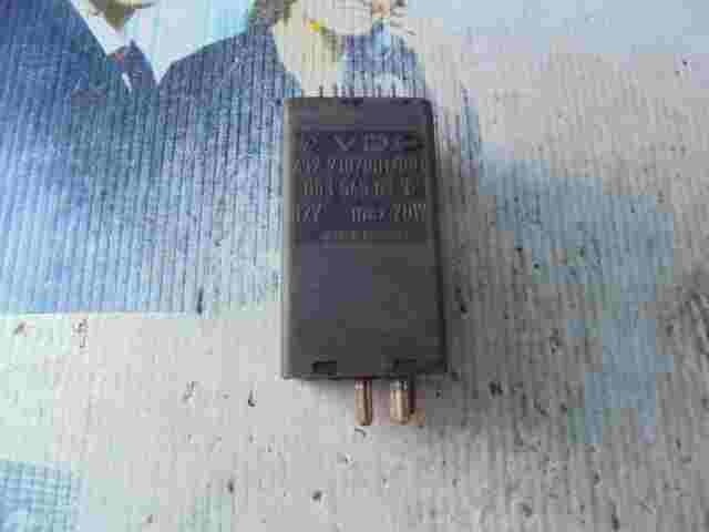 Relé Mercedes-Benz W124 300E 0035456332 003 545 63 32 VDO 412210001001