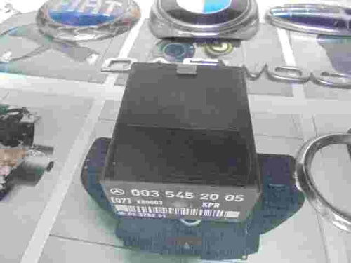 Relè pompa carburante Mercedes W124 0035452005 (07) KR0003 05370201