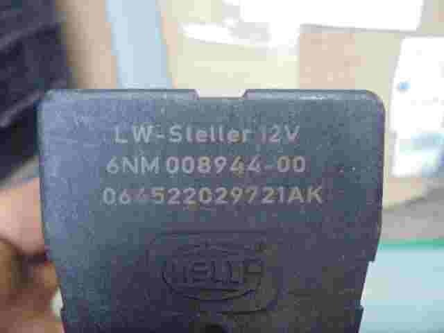 Controllo portata fari Mercedes W211 6NM00894400 HELLA 6NM008944-00
