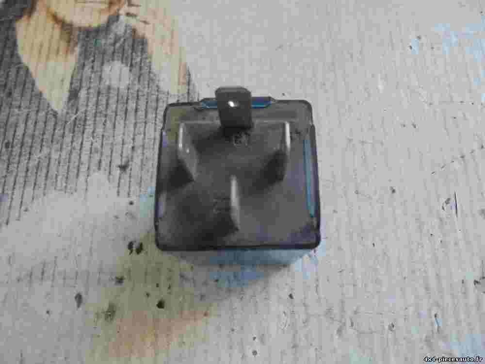 Relé de intermitencia Volkswagen Audi 4DM00336000 4DM003360-00 HELLA 4DM00442004