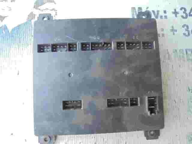 Caja de fusibles Nissan Atleon 24063D6300 24063-D6300