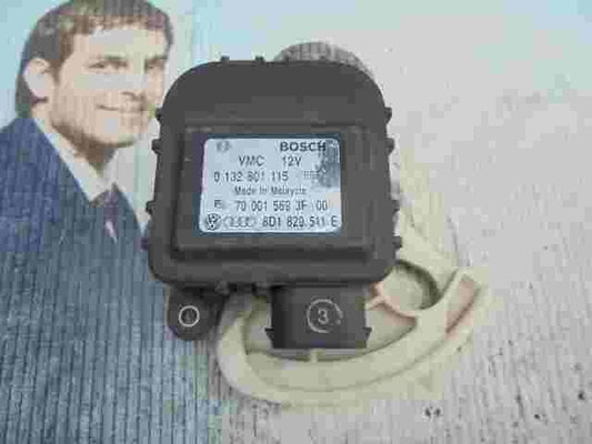Riscaldamento attuatore VW Passat Audi A4 8D1820511E BOSCH 0132801115 7000156...