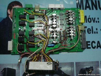 BCM Caja de fusibles Range Rover P38 BCM POWER LOGIC BOARD 97MY B0472501