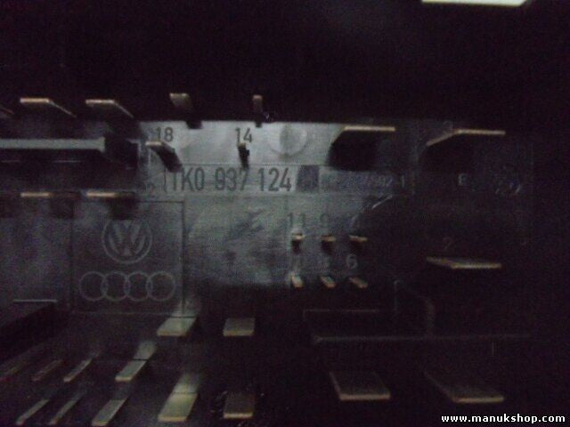 Caja de fusibles VW Touran Golf Passat Audi A3 8P Caddy 1K0937124H D001201