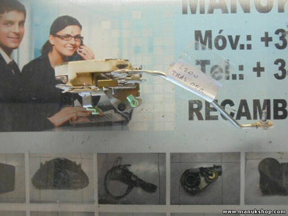 Serratura porta posteriore destra Mitsubishi L 200 K7_T, K6_T 2.0 1996/06-2007/